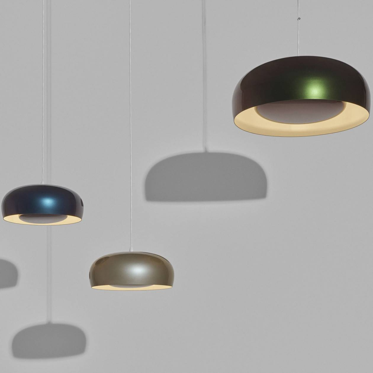 Petite Friture :: Lampa wisząca Brush Small zielona śr. 35 cm