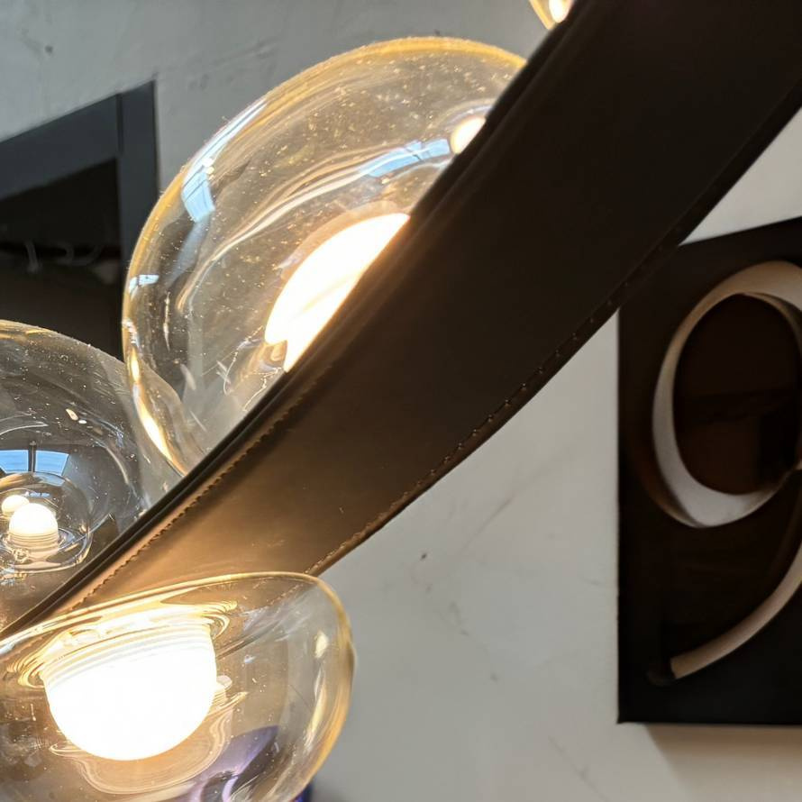 Aus der Ausstellung - Bomma :: Dew Drops Eco Hängeleuchte, Breite 252 cm, veganes Leder