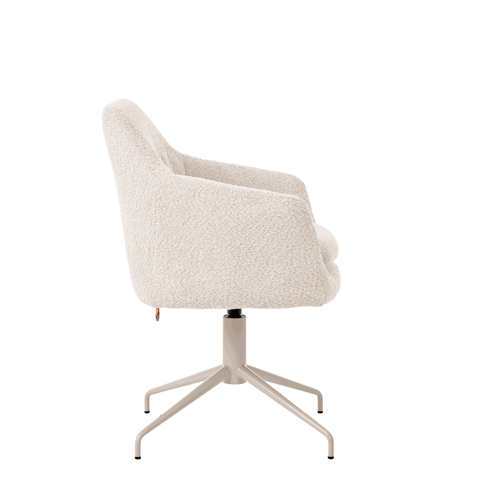 Mobitec :: Saga C08 swivel office chair with armrests, width 62 cm, beige