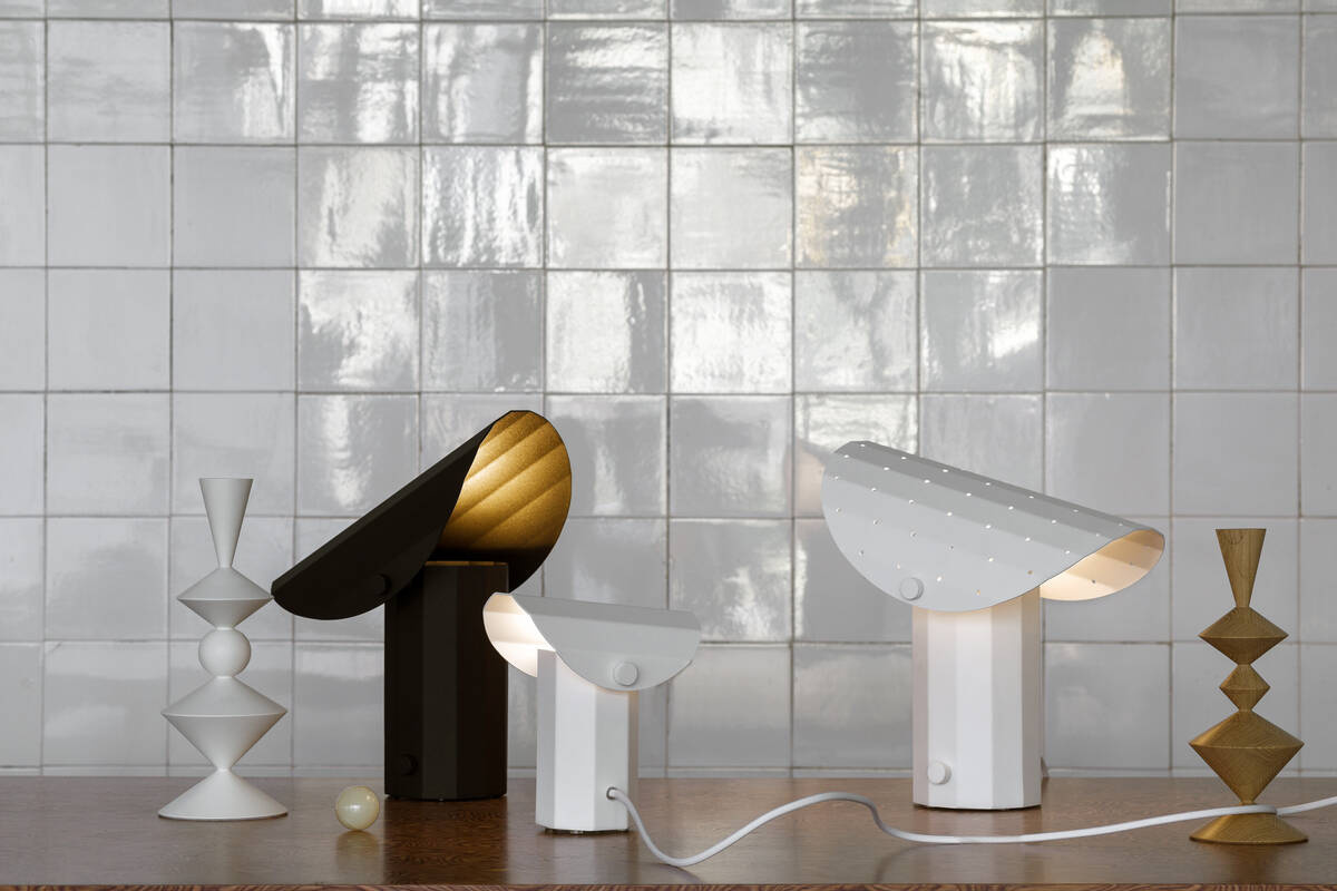 Kaspa :: Apolin table lamp, height 30 cm, black