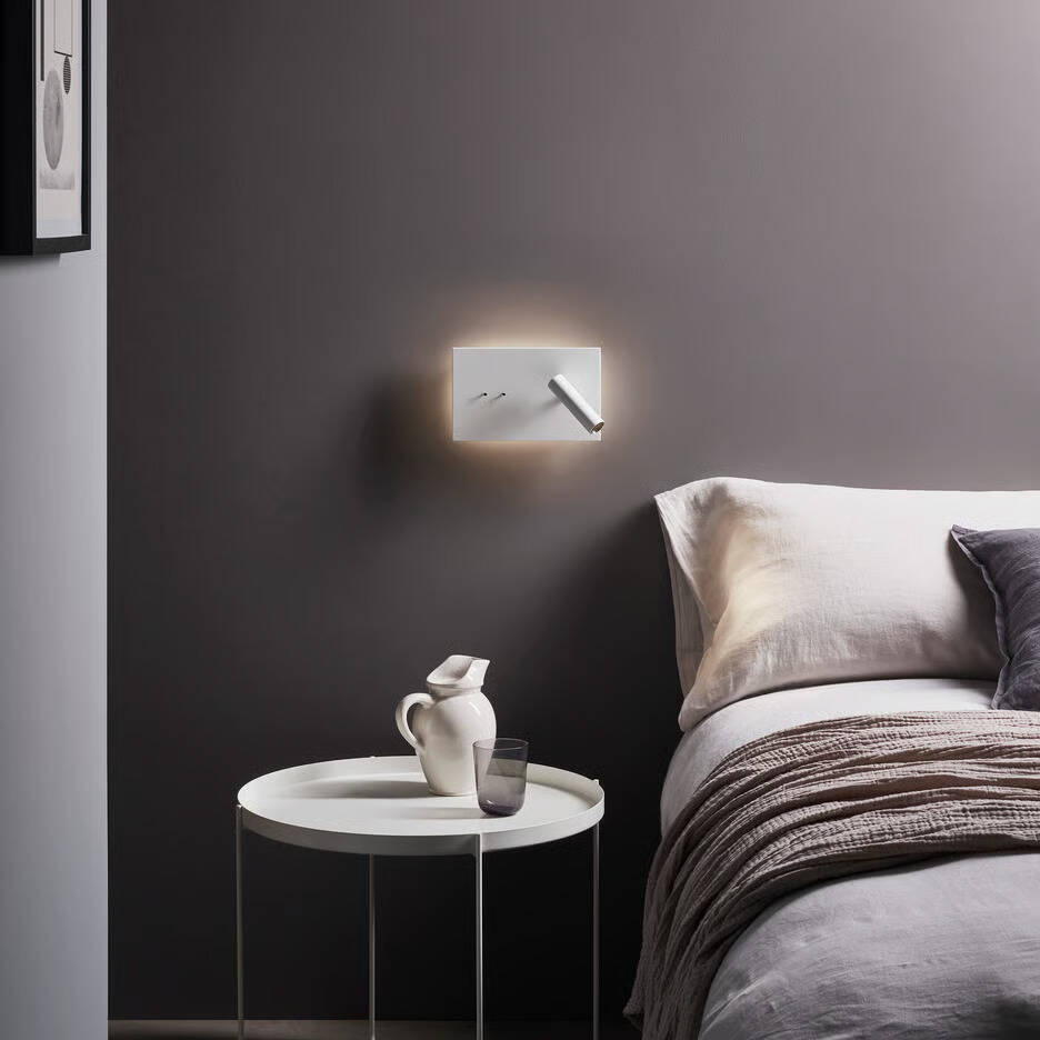 Astro :: Edge Reader Mini LED wall lamp, matt white, height 24.1 cm