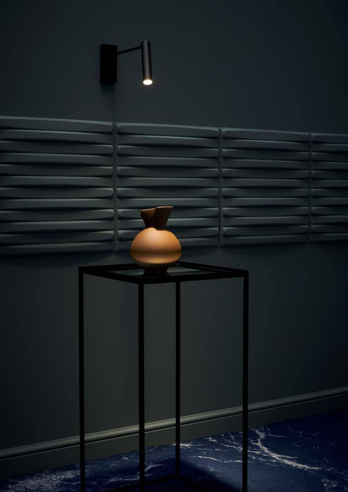 Kaspa :: Roll New wall lamp / sconce with arm, black