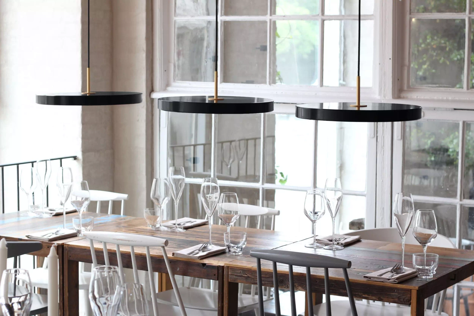 Umage :: Asteria Mini anthracite pendant lamp, diameter 31 cm