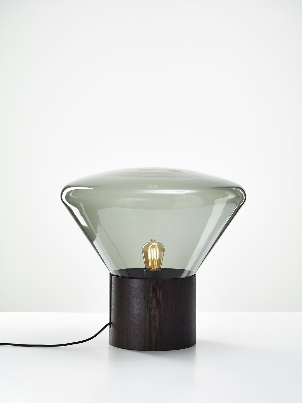 Brokis :: Tischlampe aus Holz Muffins transparent