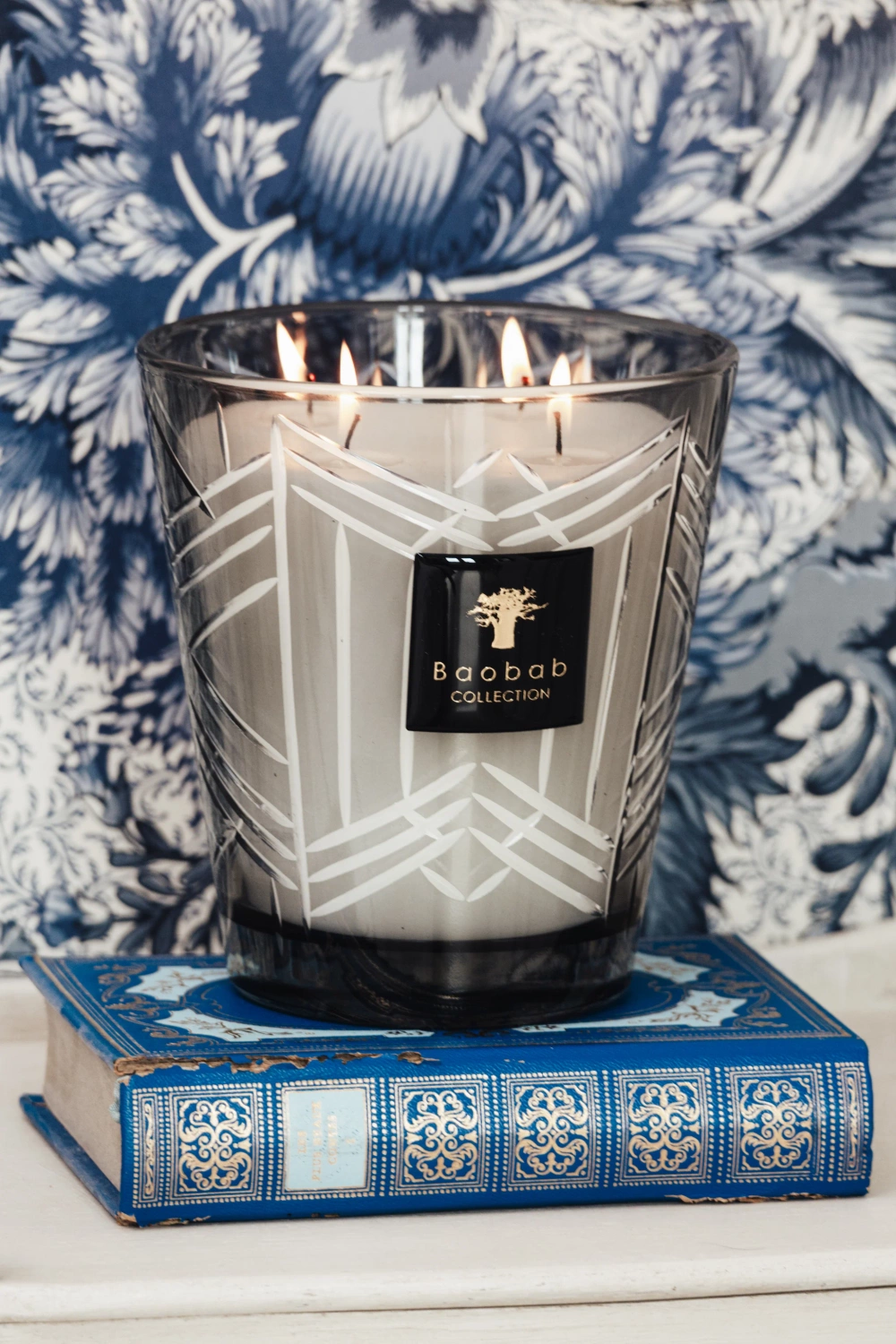 Baobab :: Świeca zapachowa Heritage Villers hiacynt / lilia / kwiat migdałowca