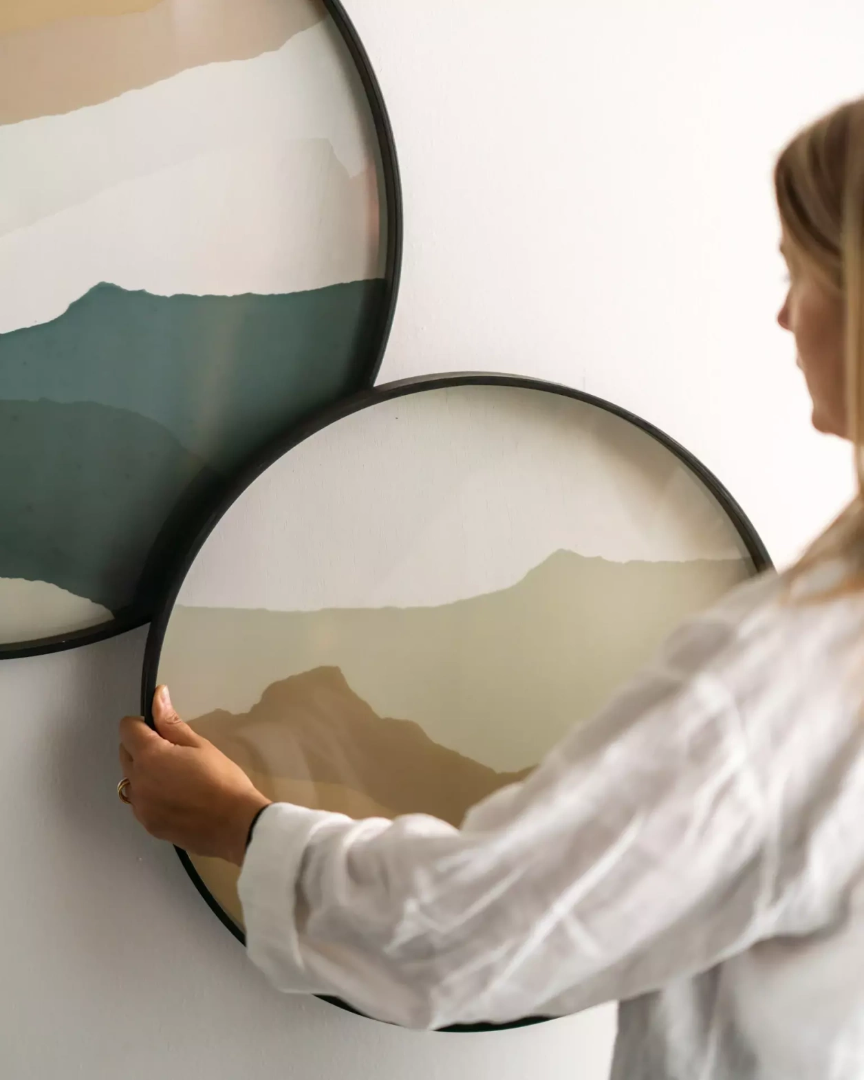 Ethnicraft :: Tablett aus Glas Slate Wabi Größe L beige