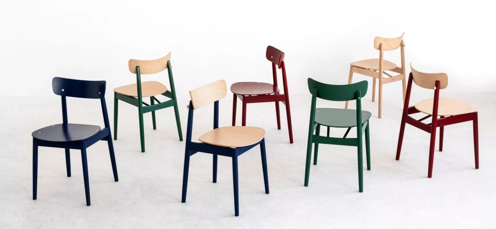Fameg :: Nopp wooden chair, width 44 cm, color to choose from