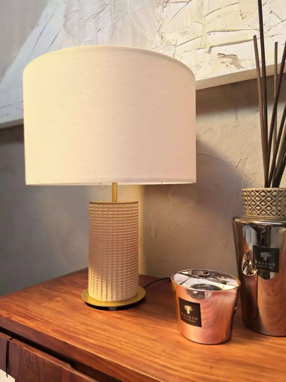 Aromas :: Table lamp Dab 44.6 cm beige with linen shade