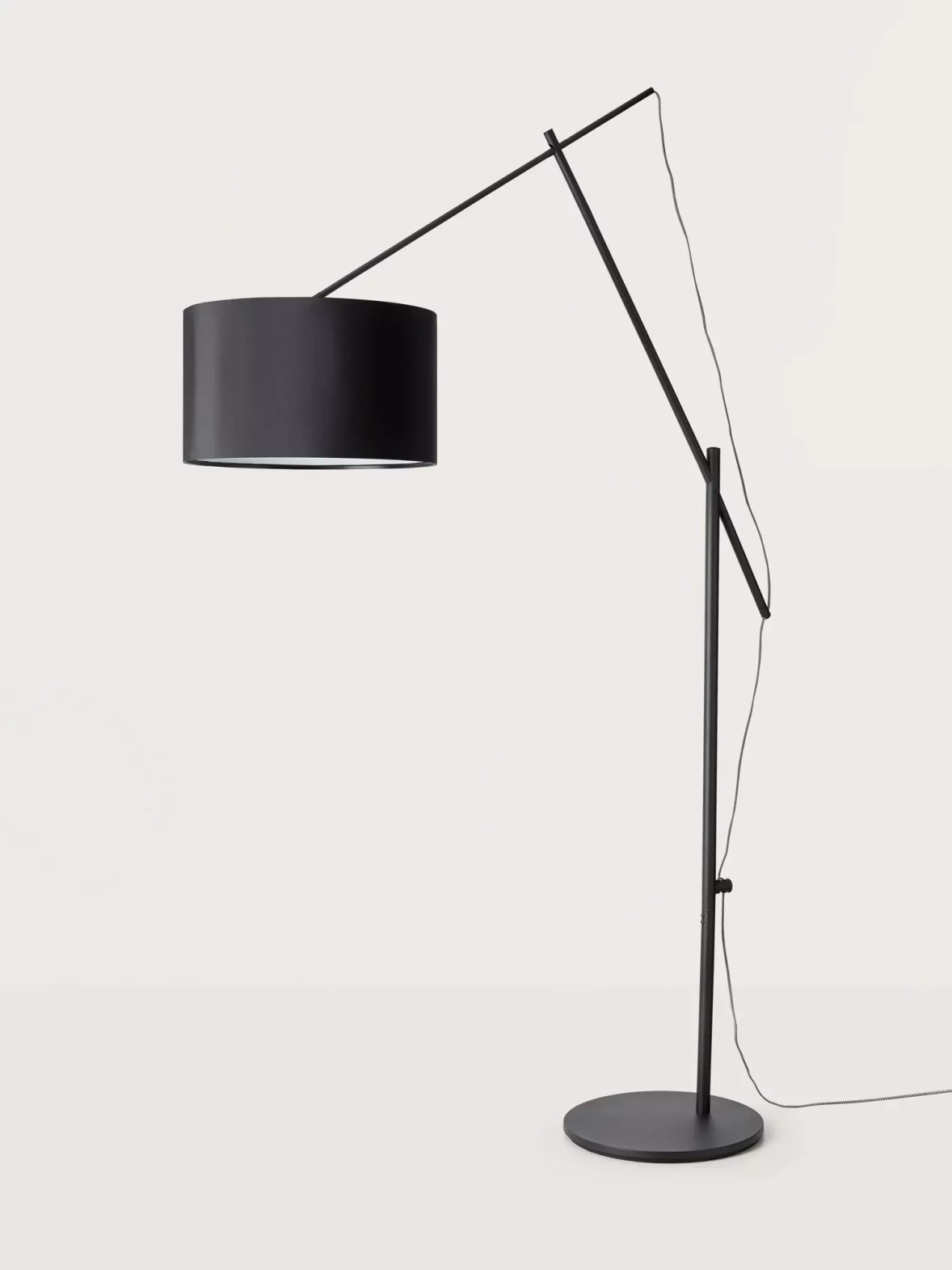 Aromas :: Floor lamp Ario black H: 210,6 cm