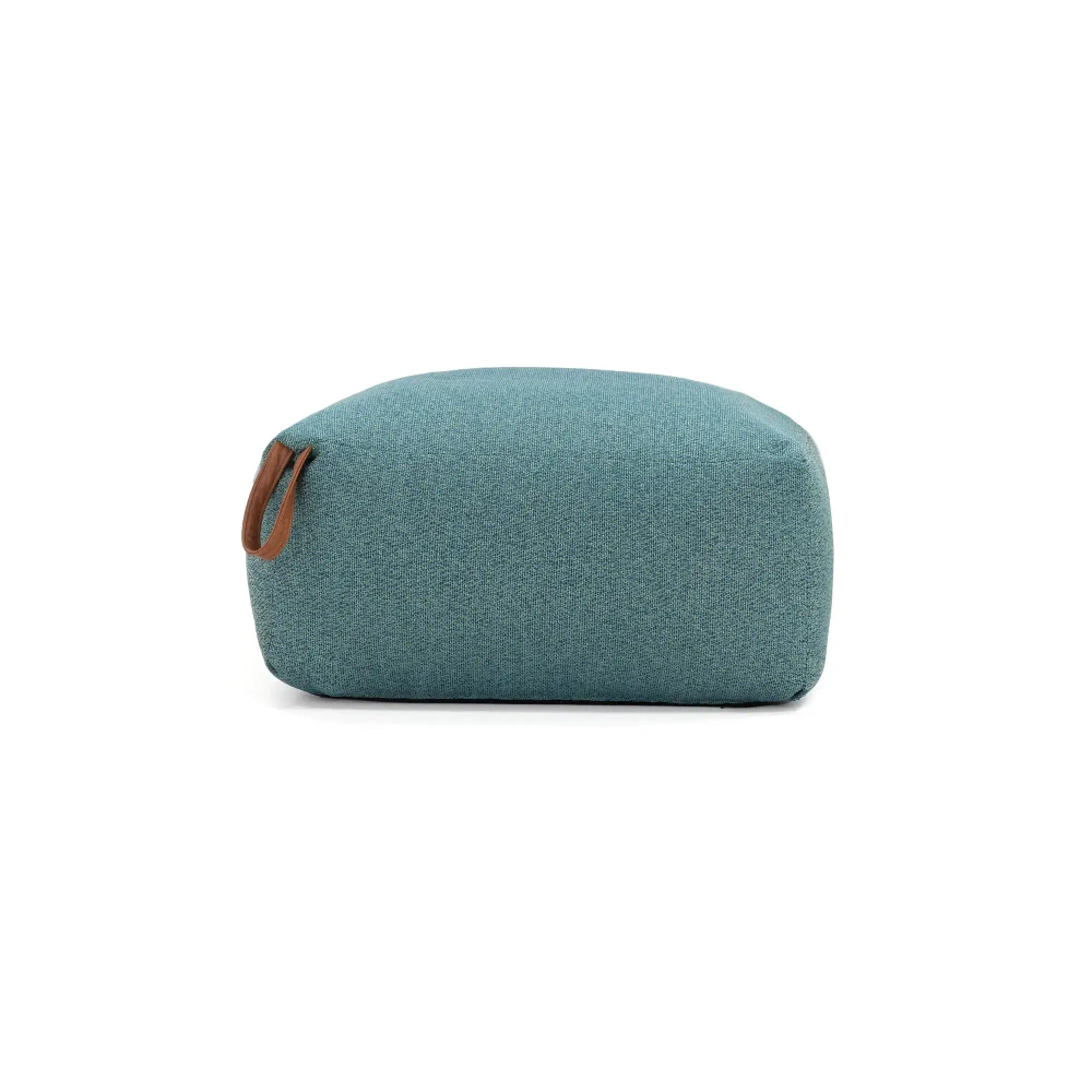 Garden Rabbit :: Breeze garden pouf 80x80 cm color to choose from