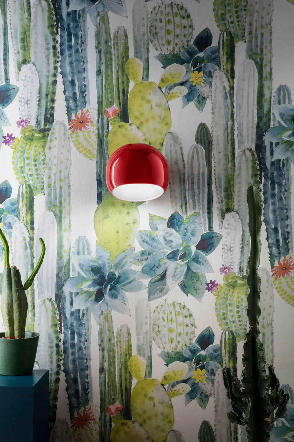 Ferroluce :: Ayrton blue wall lamp/sconce, height 19 cm