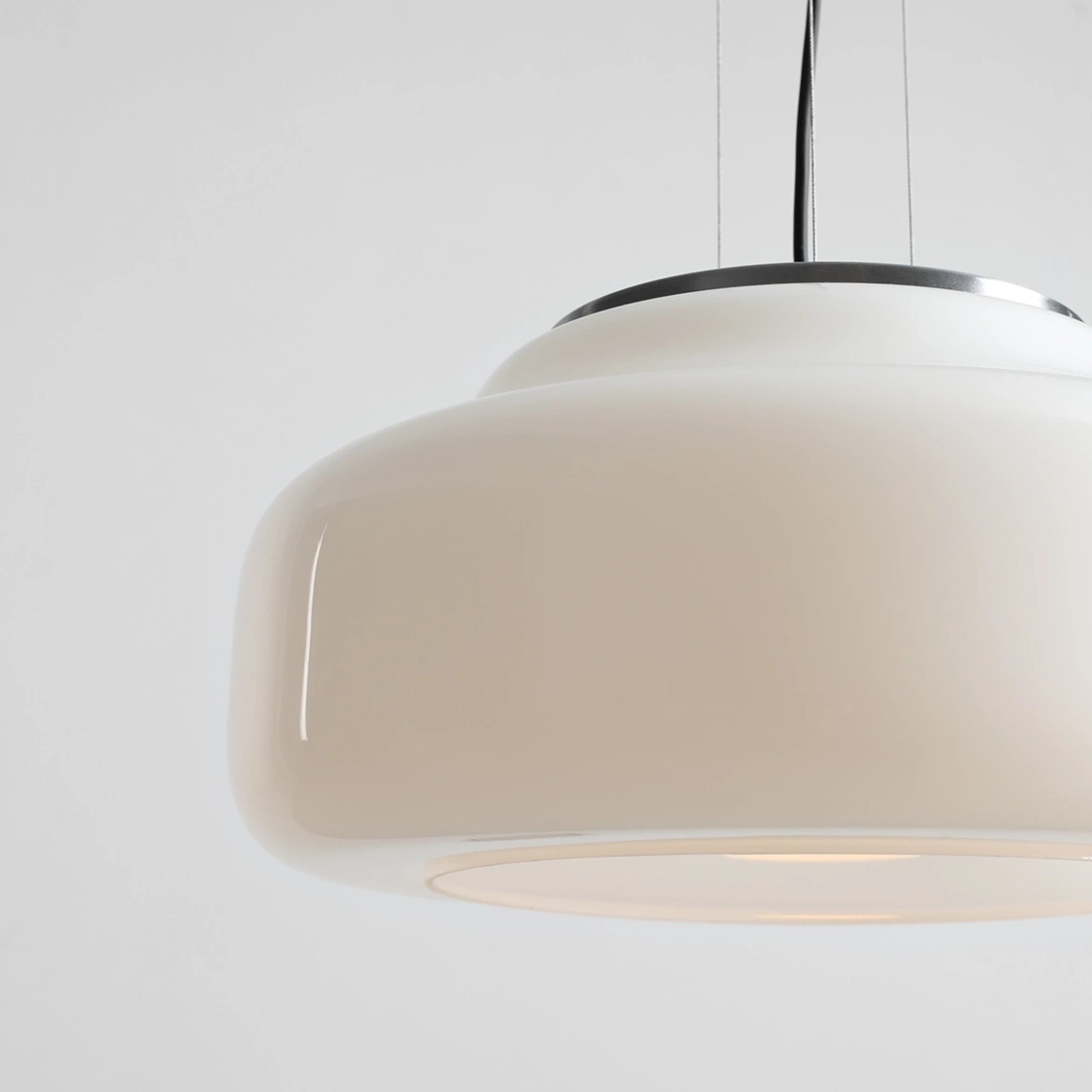 Artera :: Lampa wisząca Bonbon 2.0 Almond rozm. L śr. 40 cm biały