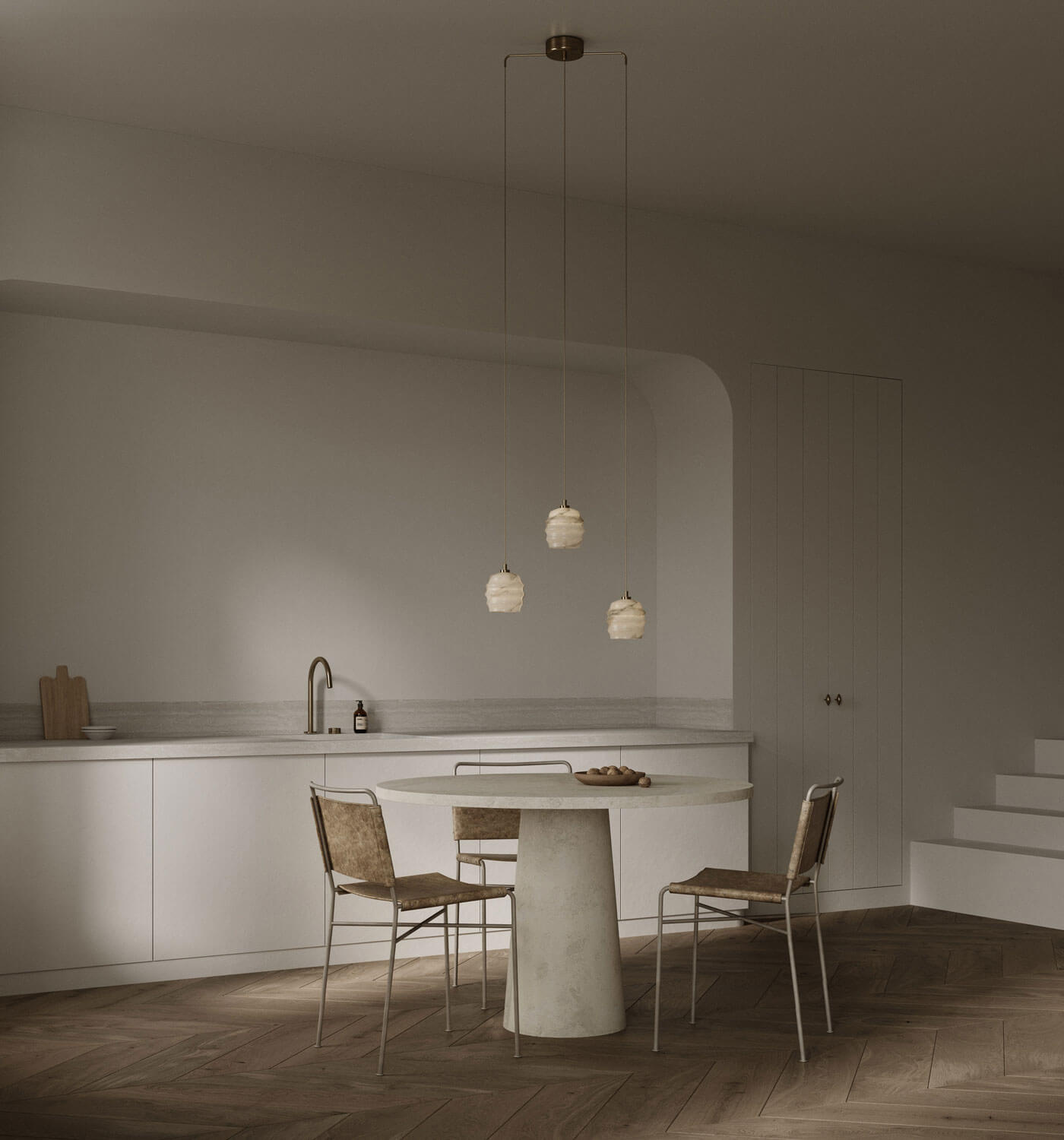 Embassy Interiors :: Kalliope Alabaster Messing Triadic Constellation Pendelleuchte/Kronleuchter