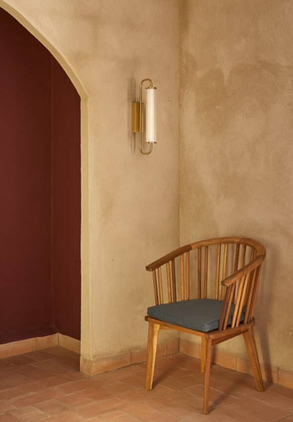 Aromas :: Ison wall lamp / sconce, height 43 cm, black, IP44