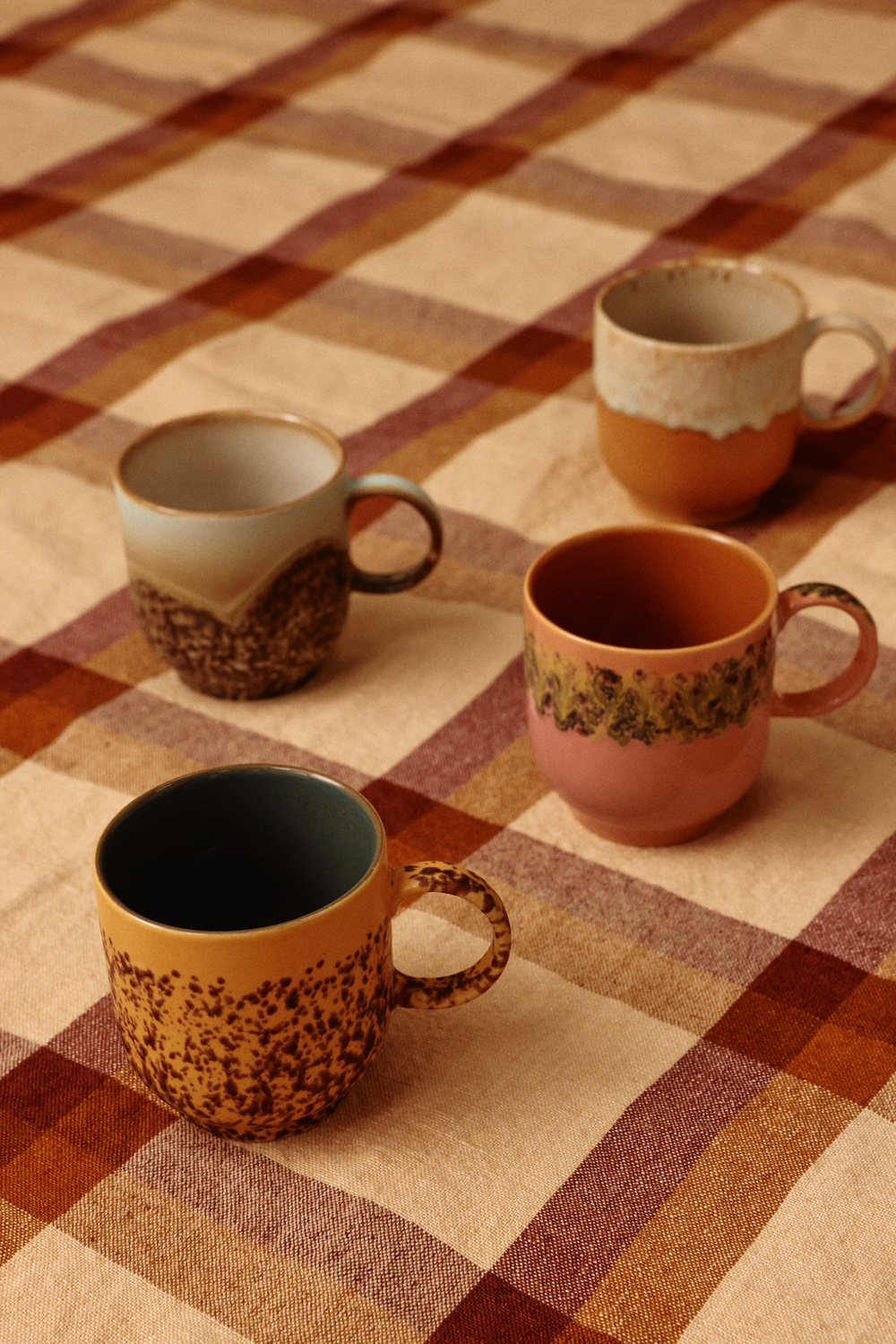 HKLiving :: 70s ceramics: café mugs cape (set of 4)