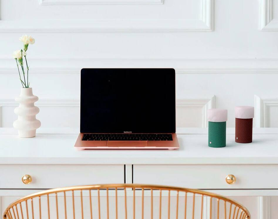 Robin :: Rizzo Cork portable table lamp, alabaster, dark brown, height 16 cm