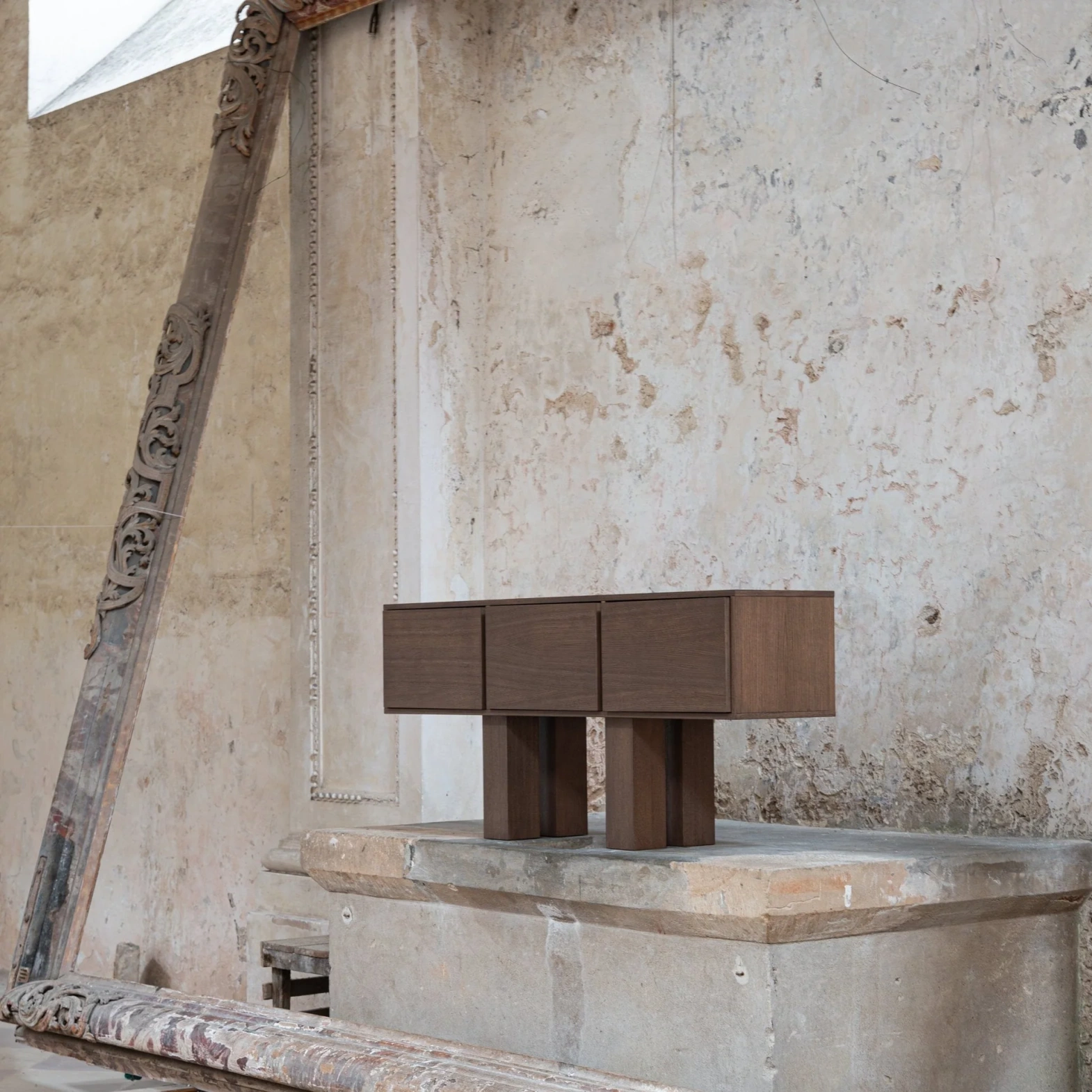 Pastform Furniture :: Drewniana komoda Taurus rozmiar i kolor do wyboru