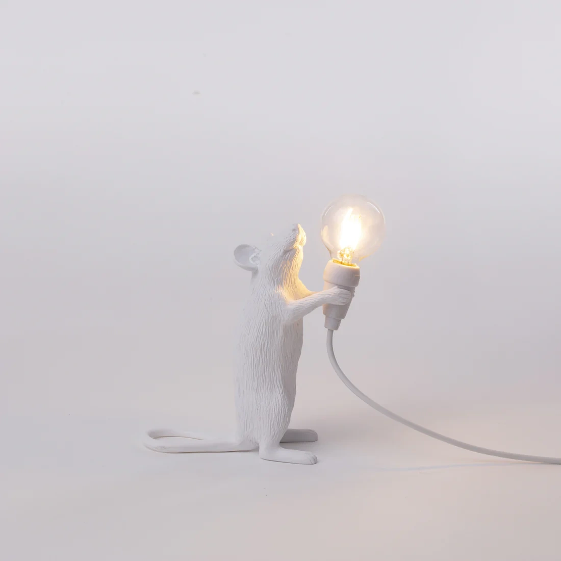 Seletti :: Lampa stołowa Mouse Step USB dekoracyjna wys. 1,5 cm biała