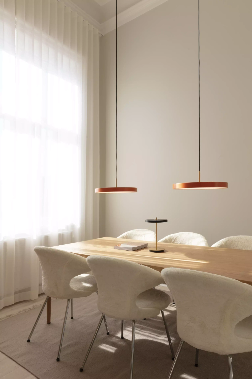 Umage  ::  Lampa wisząca Asteria Pearl pomarańczowa śr. 43 cm
