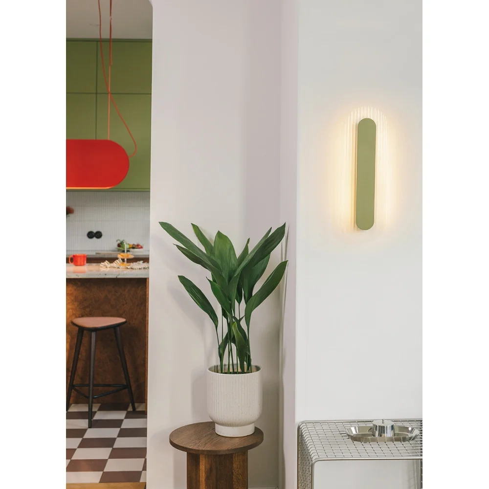 Ummo :: Riflo W B wall lamp / sconce, height 48.8 cm, black 3000K