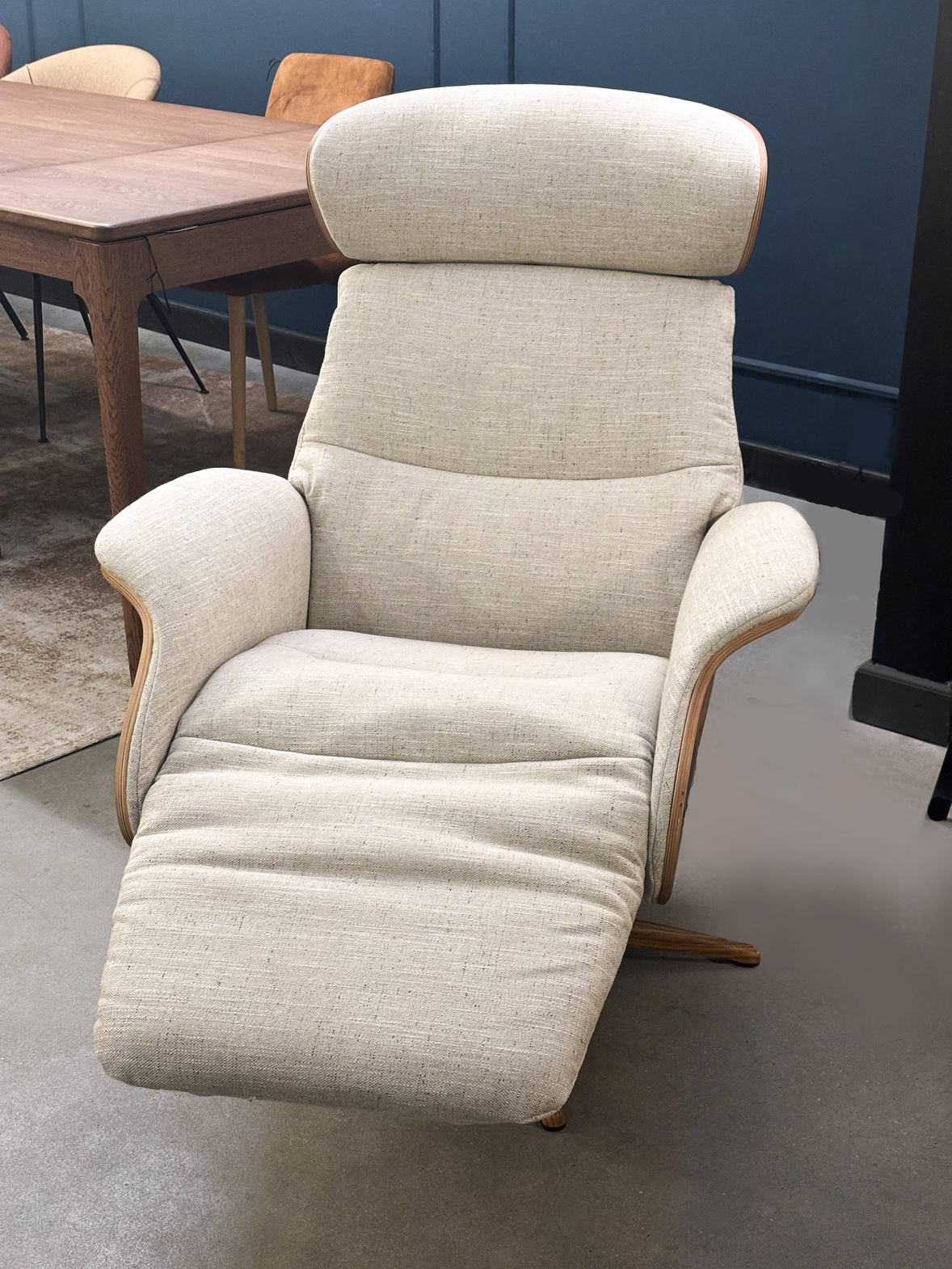 Flexlux : Fotel tapicerowany elektryczny Clement Medium Battery szary