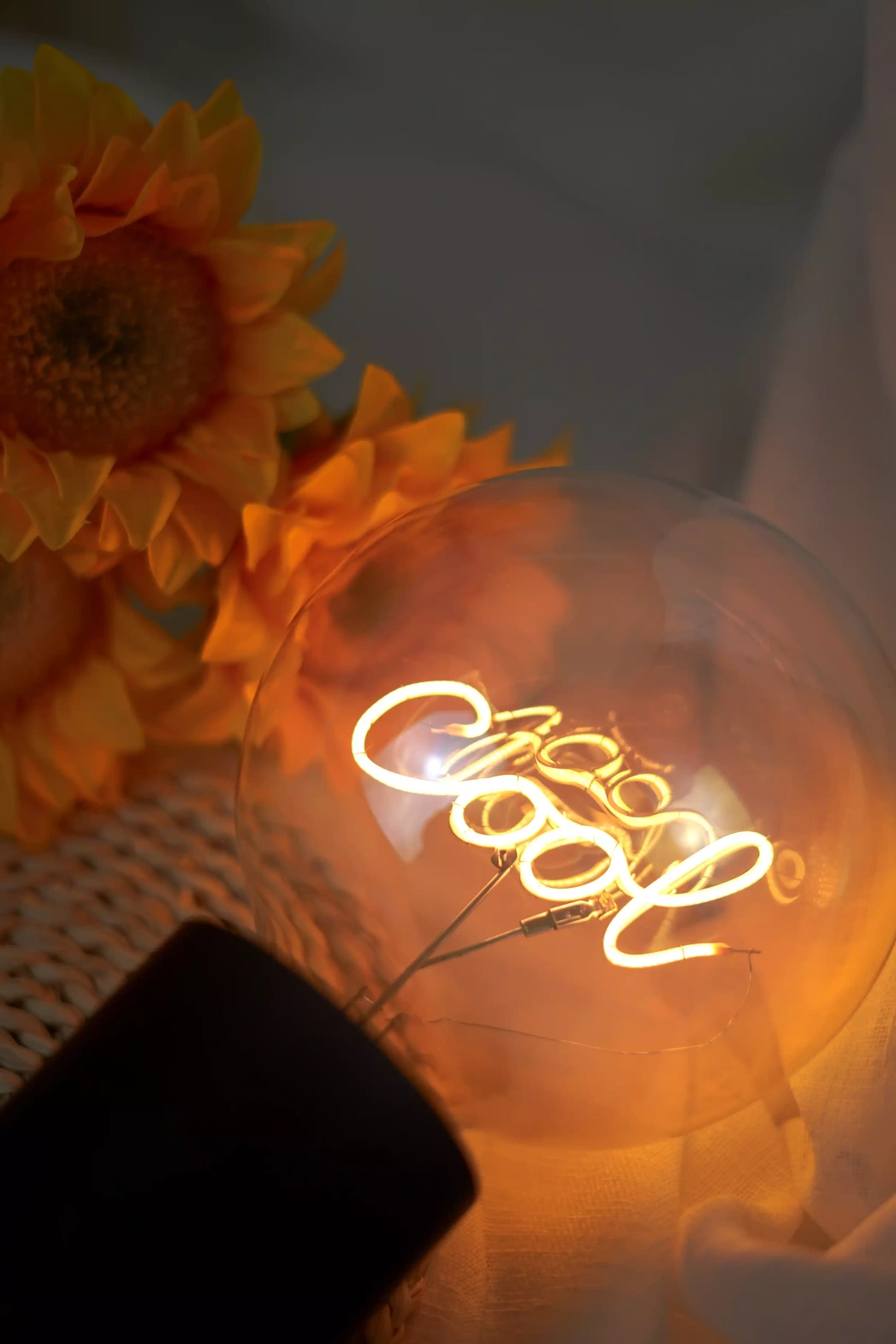 MITB :: Rock 2200K Yellow Decorative Hanging Bulb