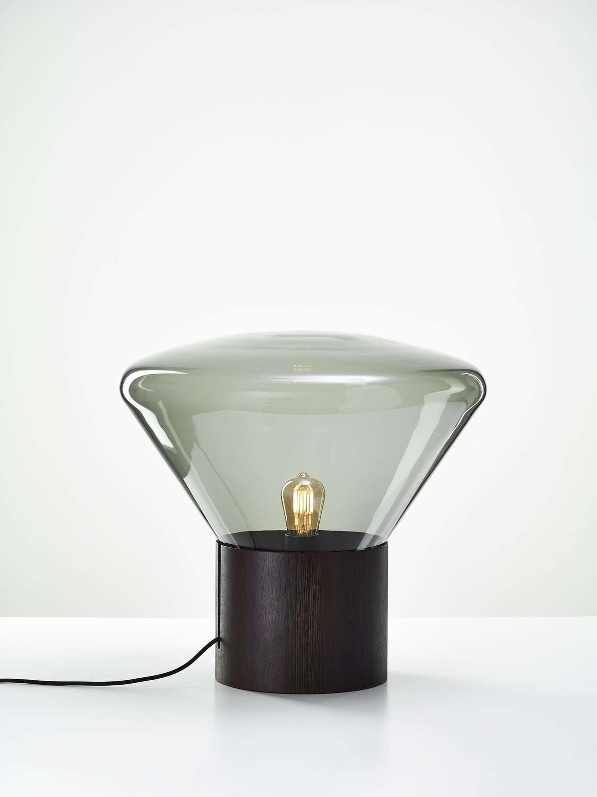 Brokis :: Tischlampe aus Holz Muffins transparent