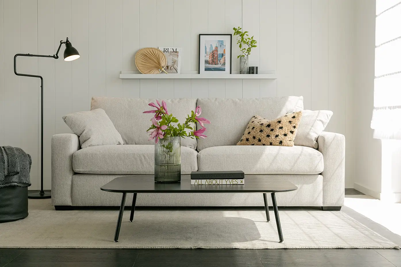 Sitzt :: Phoenix Polstersofa