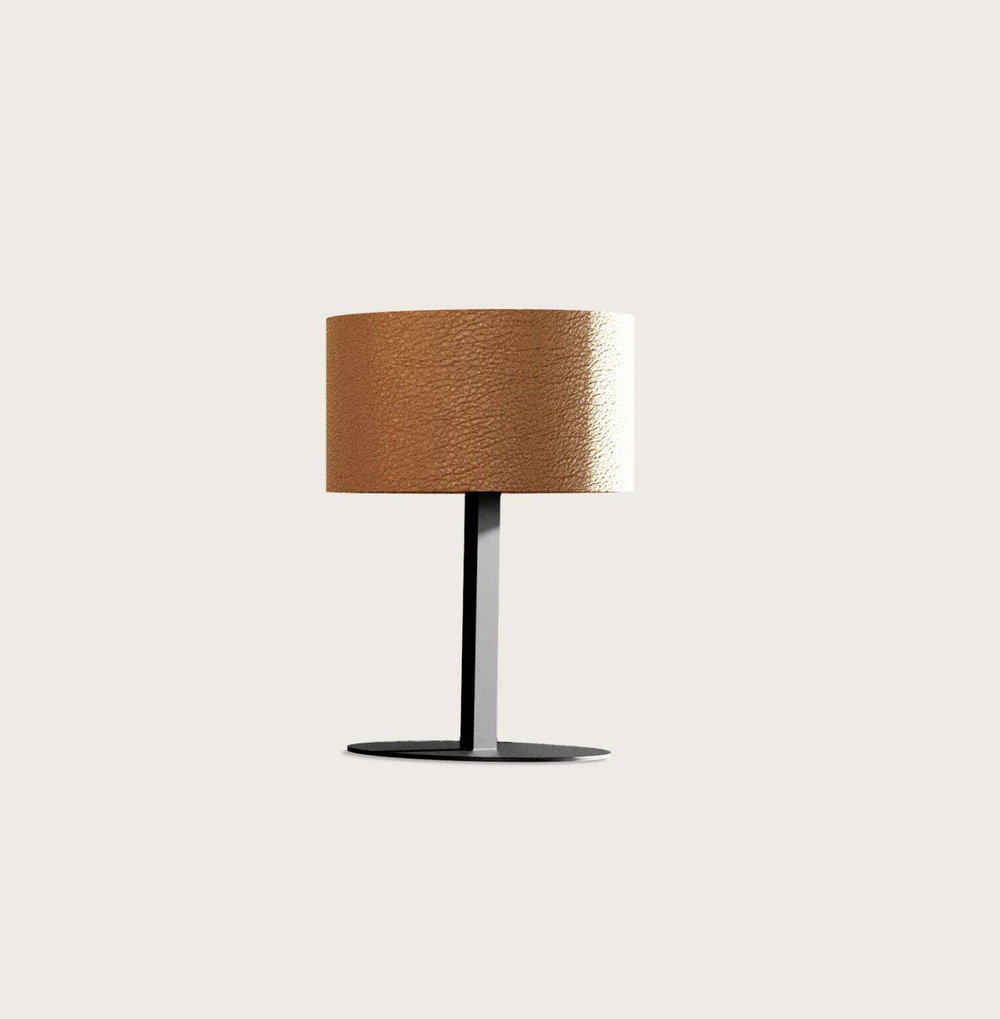 Aromas :: Rems table lamp, diameter 40 cm, light brown leather shade