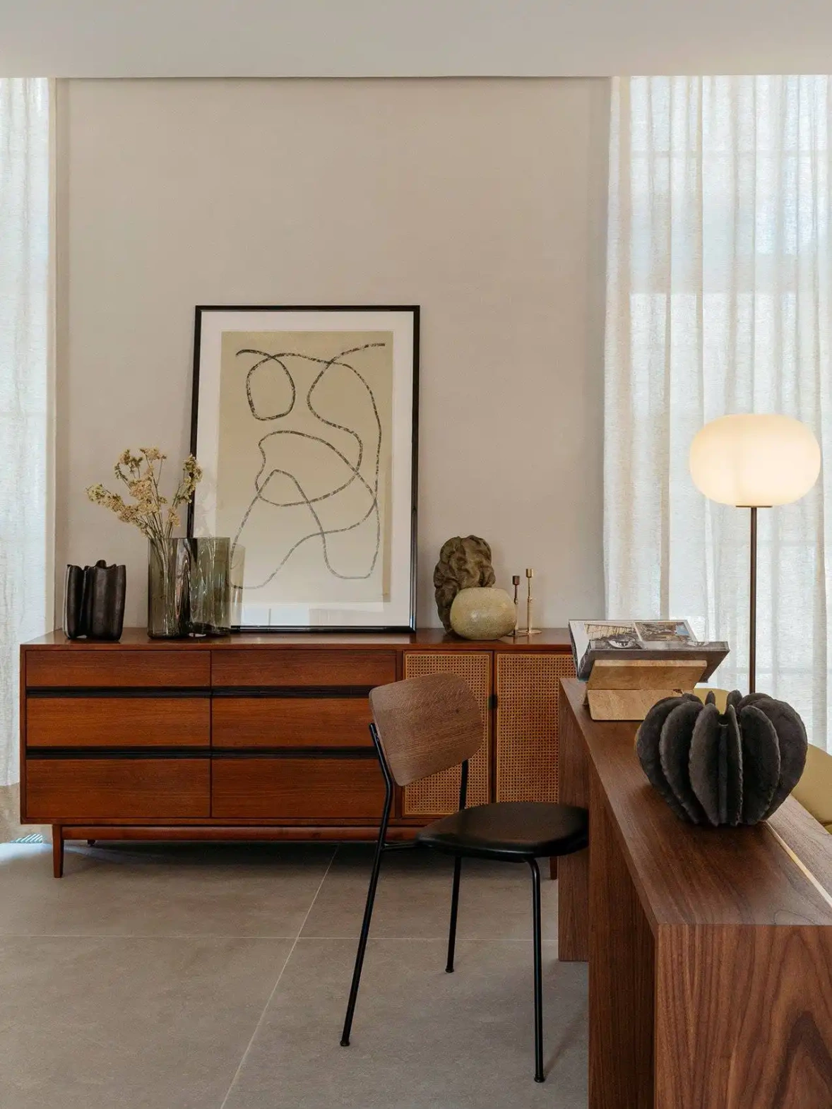 Audo Copenhagen :: Jwda brown floor lamp with marble base, height 150 cm