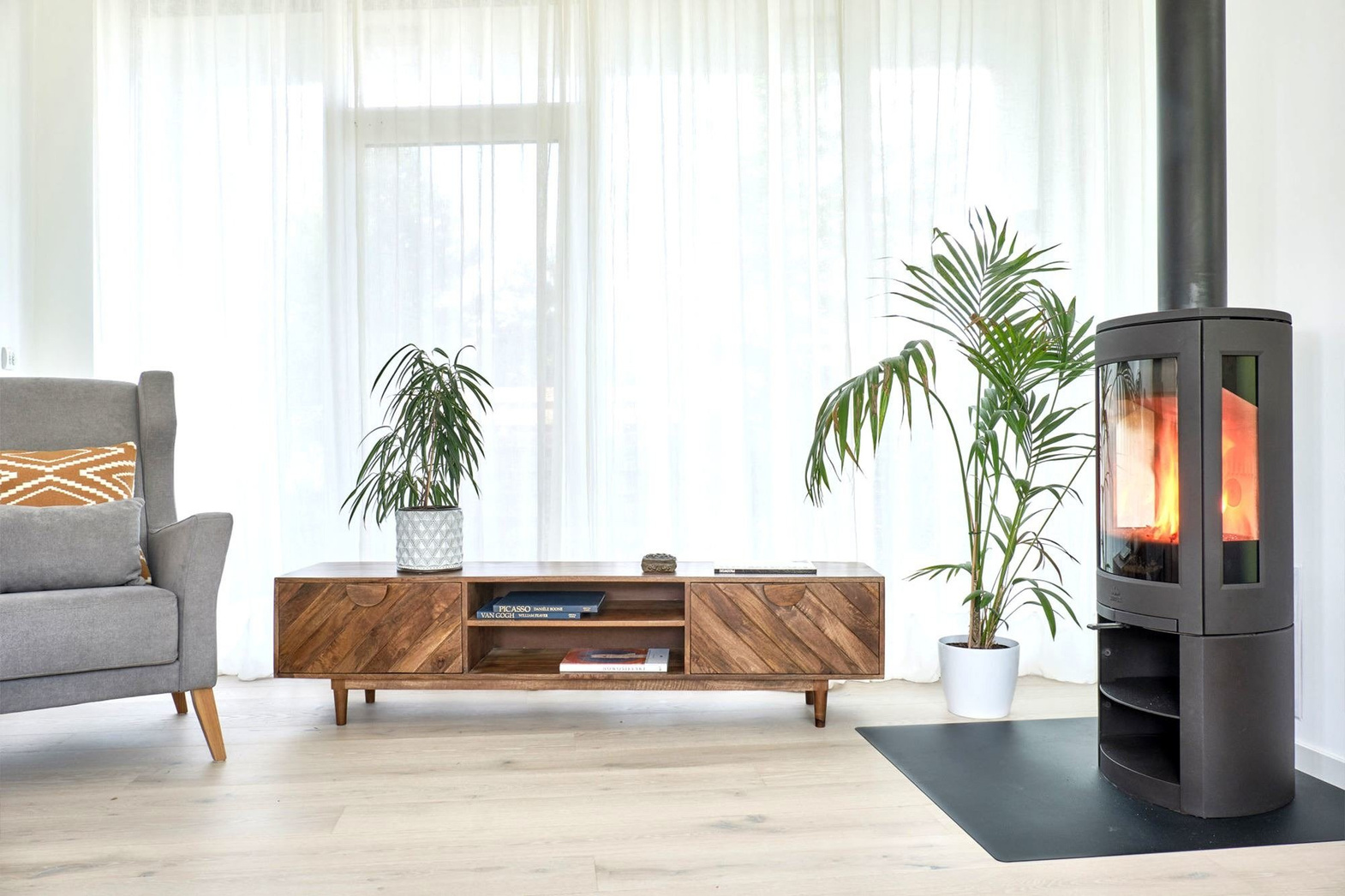 TABLE4U :: Drewniana szafka RTV Irena 180x40x45 - kolor bursztyn