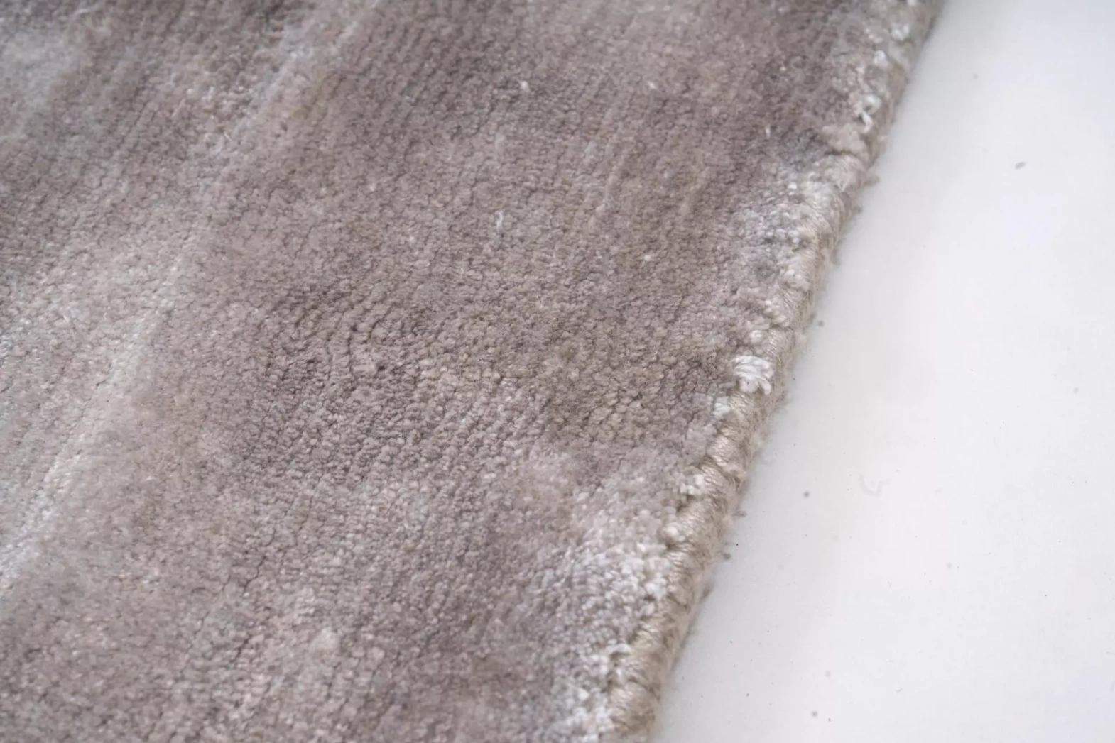 Carpet Decor :: Carpet Plain Paloma beige hand-made