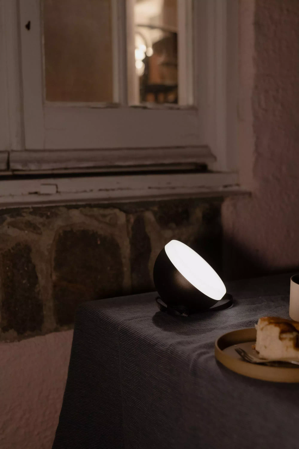 New Works :: Sphere portable lamp gray (also outdoor)