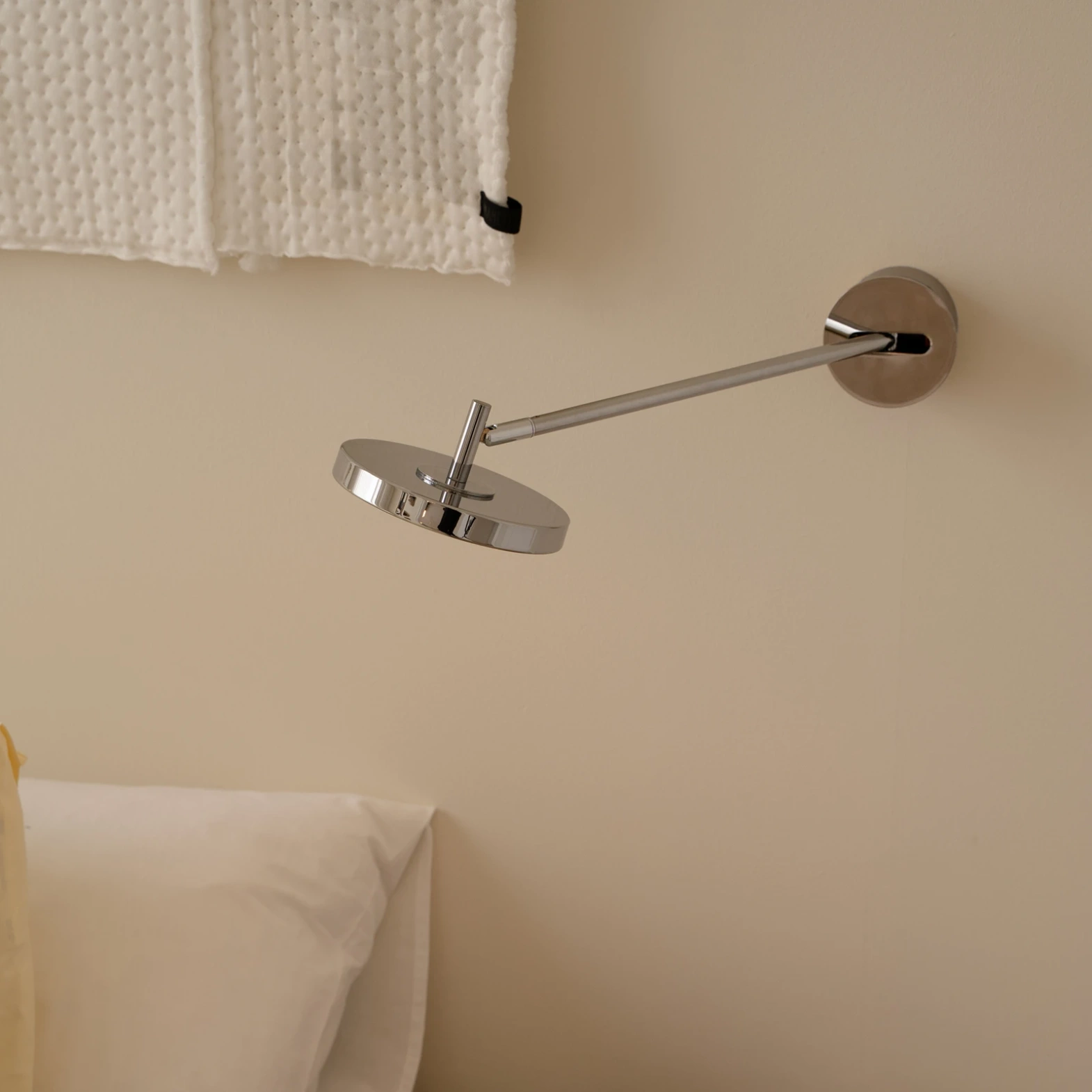 Umage :: Lampa ścienna / kinkiet Asteria Long Hardwire dł. 69,5 cm polerowana stal