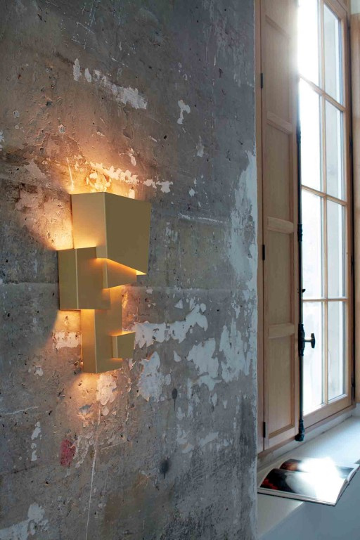 DCW:: Lampa ścienna / kinkiet Lampe Collection Eric de Dormael Złota