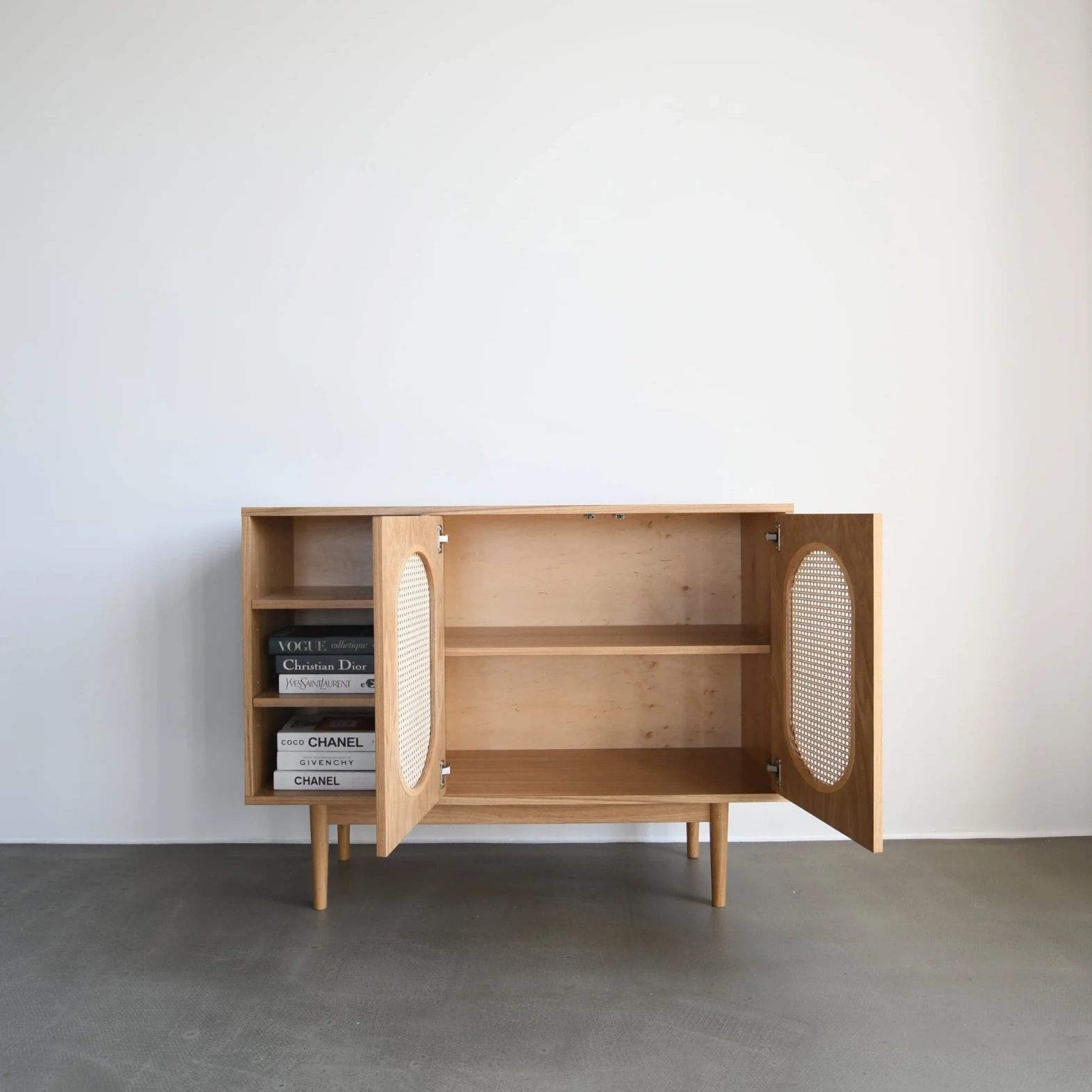 Pastform Furniture :: Drewniana komoda Loma rozmiar i kolor do wyboru