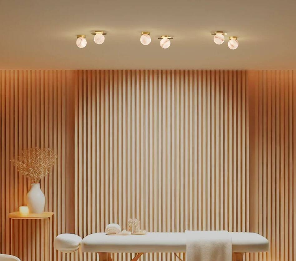 Robin :: Royal Disc ceiling lamp, alabaster gold, diameter 15 cm