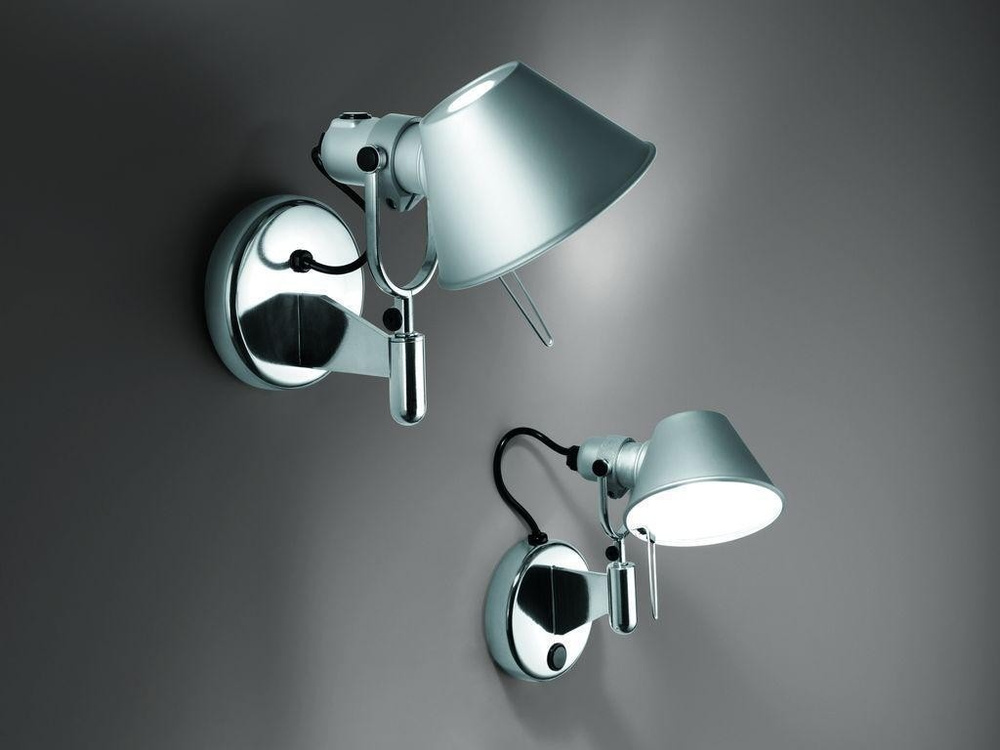 Artemide :: Wandlampe aus Aluminium Tolomeo Faretto 27 cm breit mit Switch silber
