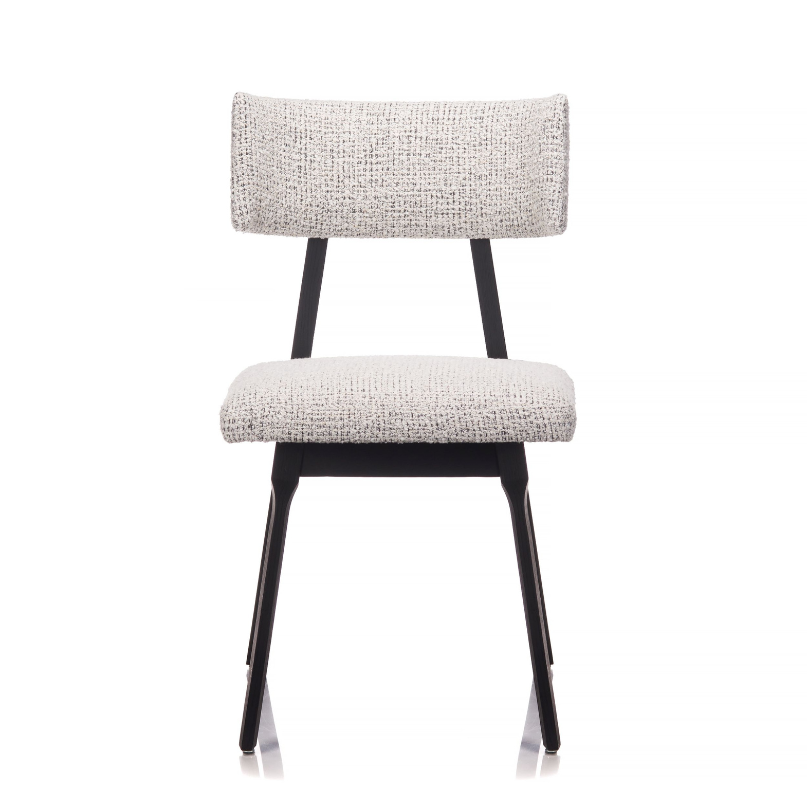 Claudie :: Chloe Polsterstuhl, Holzbeine, Farbe nach Wahl, Breite 48 cm