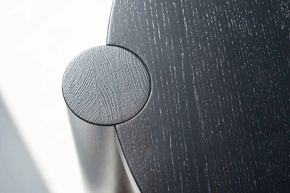 Szyszka Design :: Stolik dębowy Trika śr. 70 cm / wys. 45 cm czarny