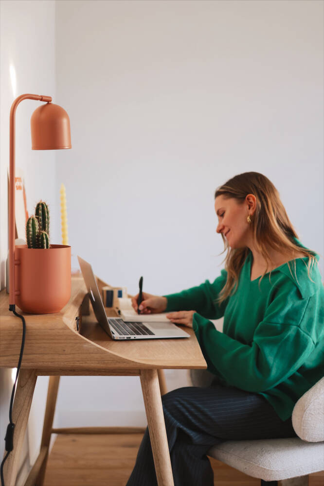 Kaspa :: Botanica Wood Terracotta Table Lamp