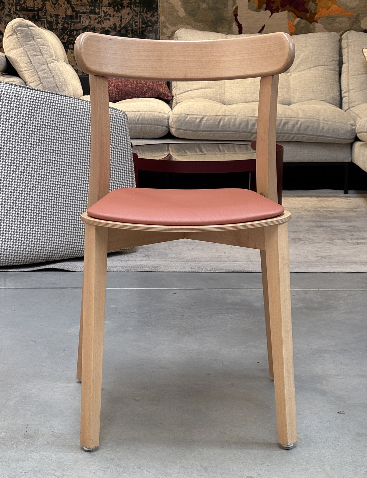 Paged :: Krzesło Icho A-4420 szer. 52 cm, bukowe tapicerowane siedzisko