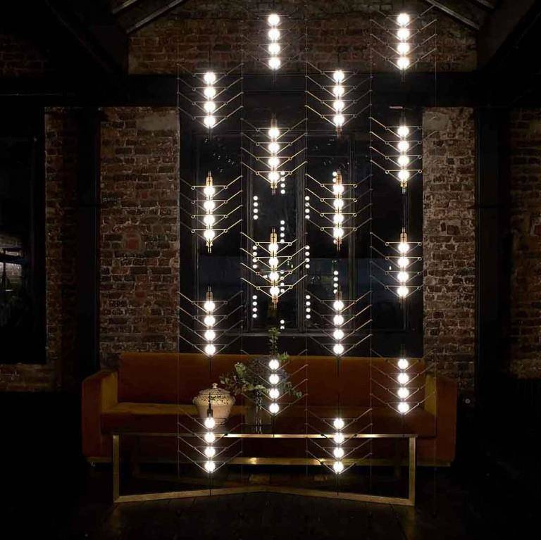 DCW:: VVV modulare Lampe 12 Goldmodule Breite 40 cm