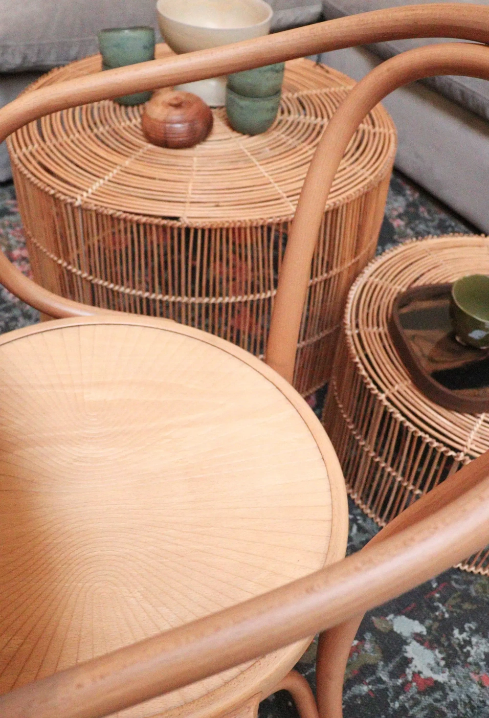 Fameg :: Wooden armchair B-9, natural beech with relief