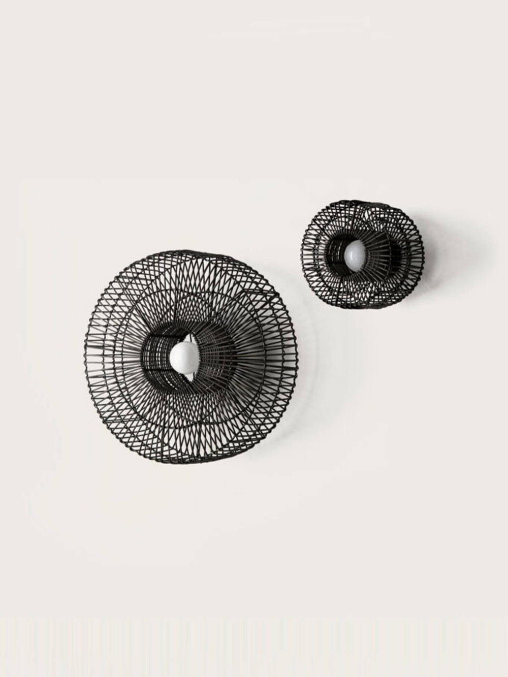 Aromas :: Hedula wall lamp/sconce, diameter 30 cm, black