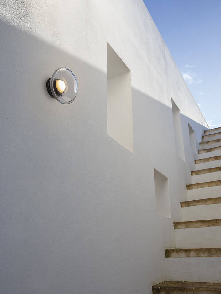 Karman :: Agua outdoor wall lamp / sconce, diameter 13 cm, milky