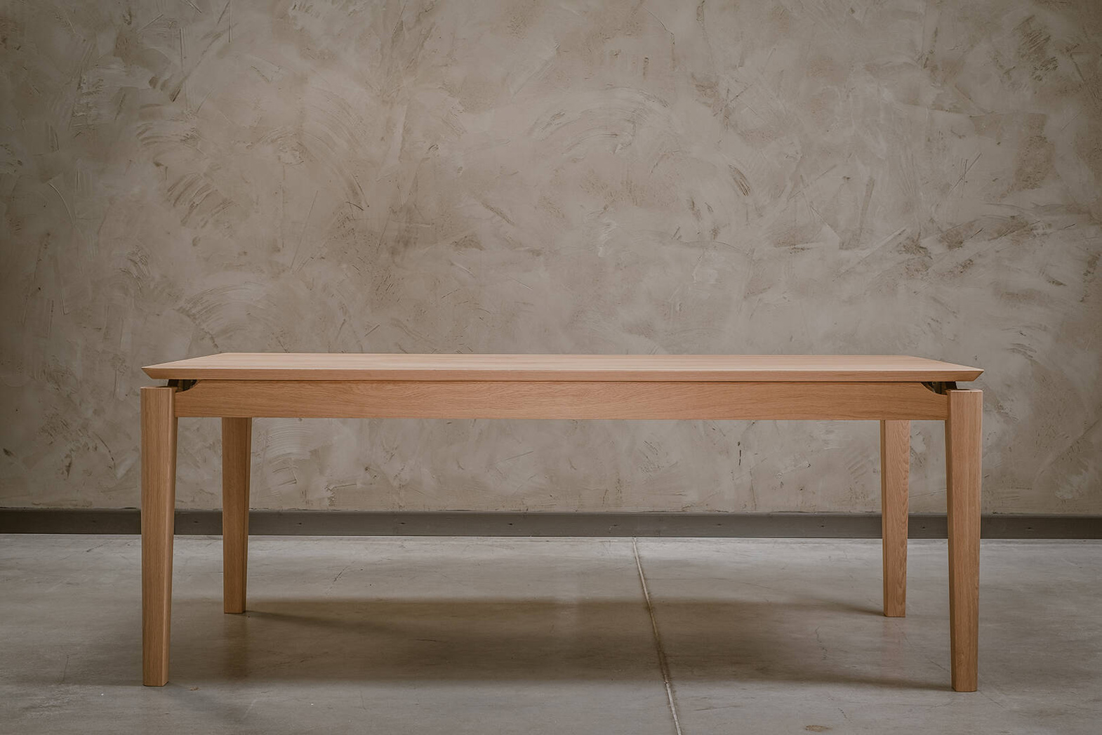 Selfia :: Chamfer oak wooden table - also available as an extendable version