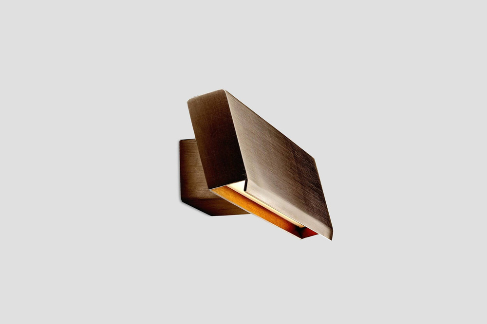Anour :: Papilio Single wall lamp / sconce, width 8 cm, brown brass
