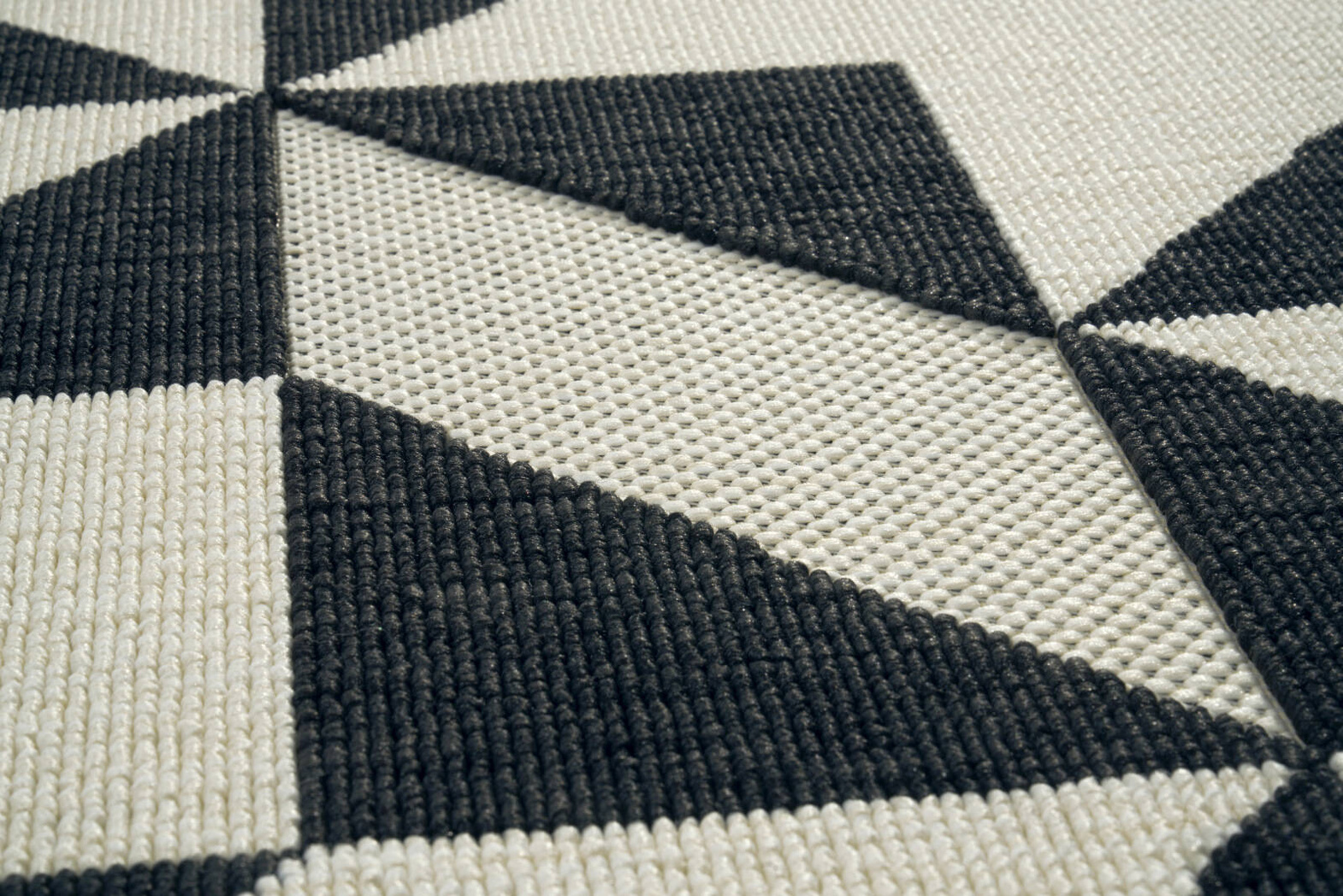 Carpet Decor :: Luz schwarz-weißer Outdoor-Teppich, leicht zu reinigen