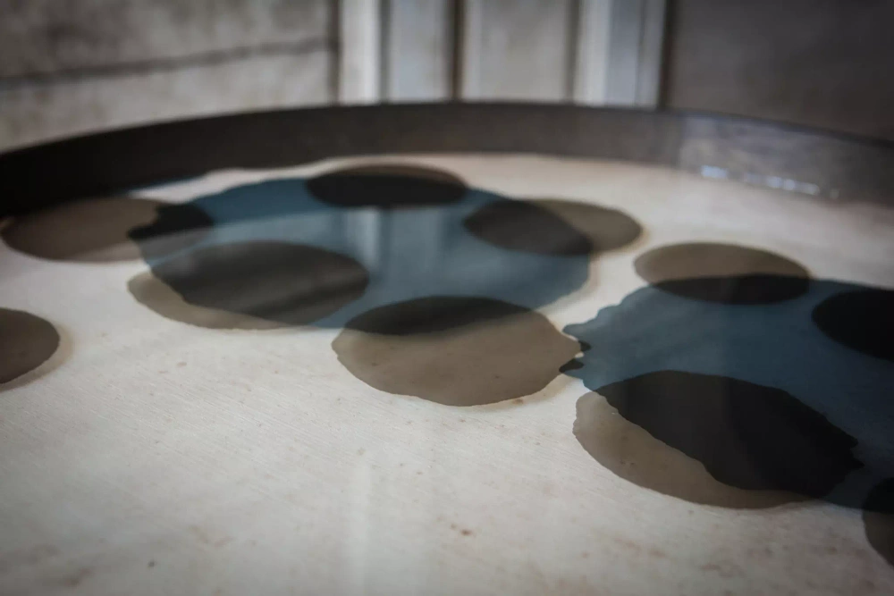 Ethnicraft :: Taca dekoracyjna Slate Layered okrągła rozm. L śr. 61 cm